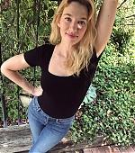 01374.jpg