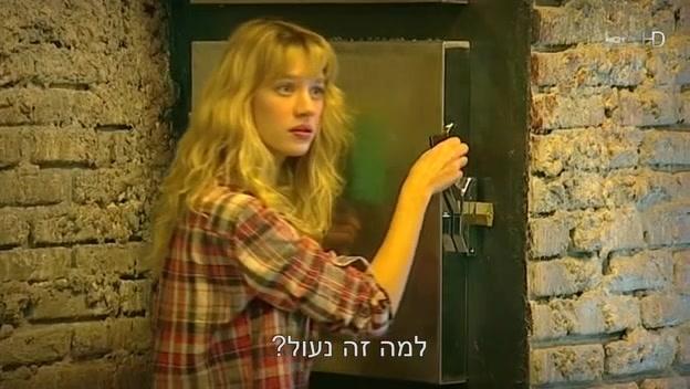 035.jpg