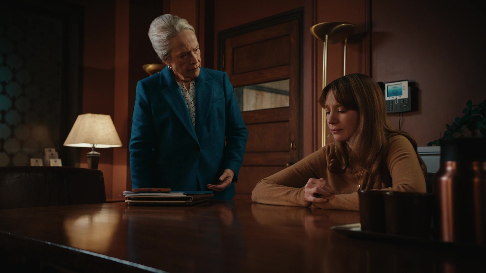lovelyyael_matlock_2x12_caps_0865.jpg