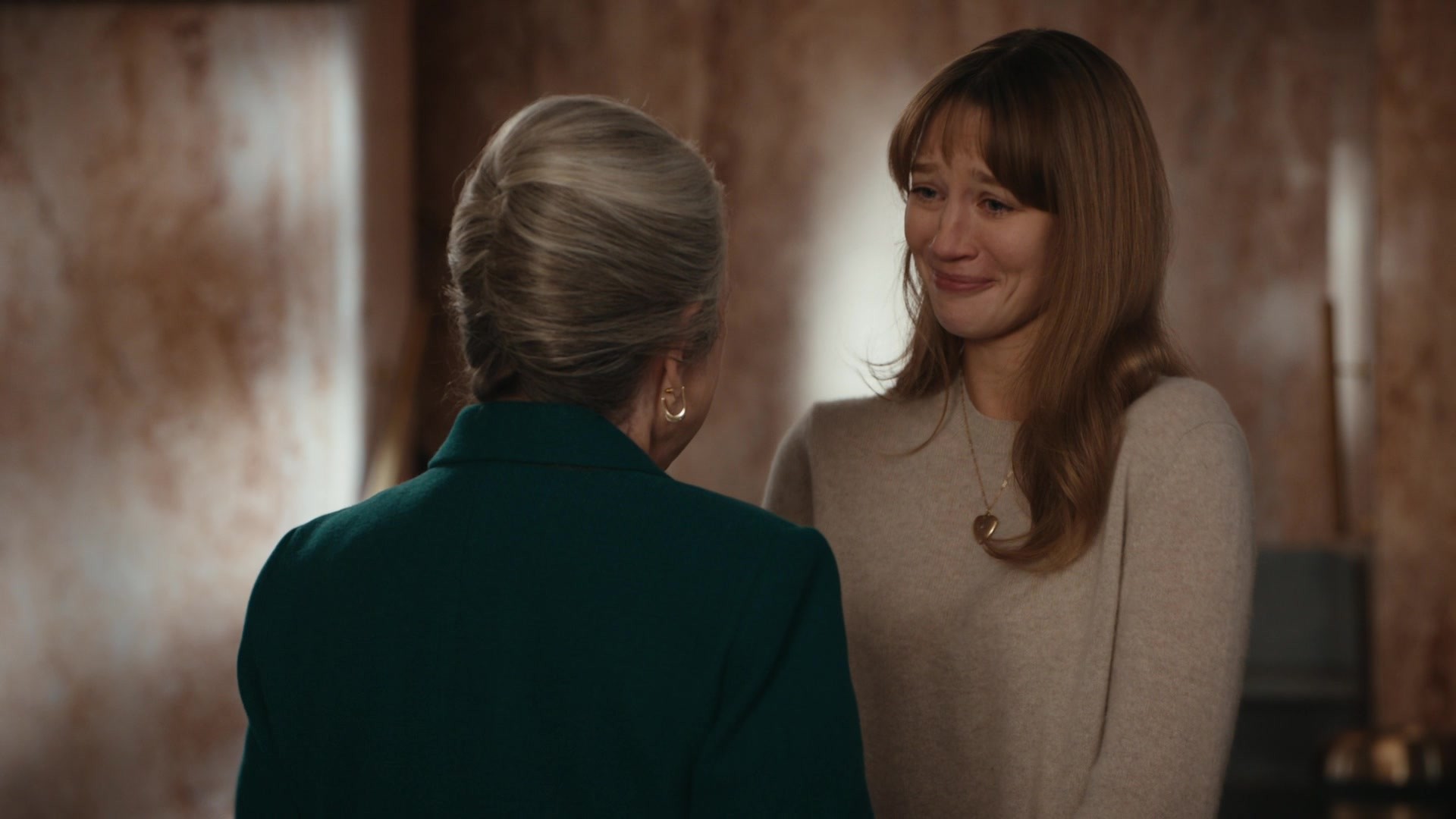 lovelyyael_matlock_2x12_caps_1072.jpg